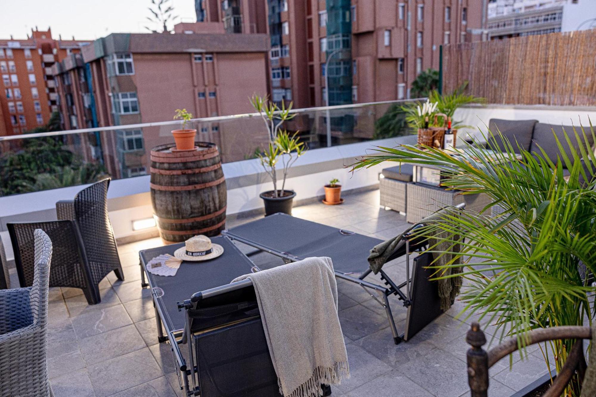 Bambu Suites Vegueta Alquiler Por Habitacion Лас-Пальмас-де-Гран-Канарія Екстер'єр фото